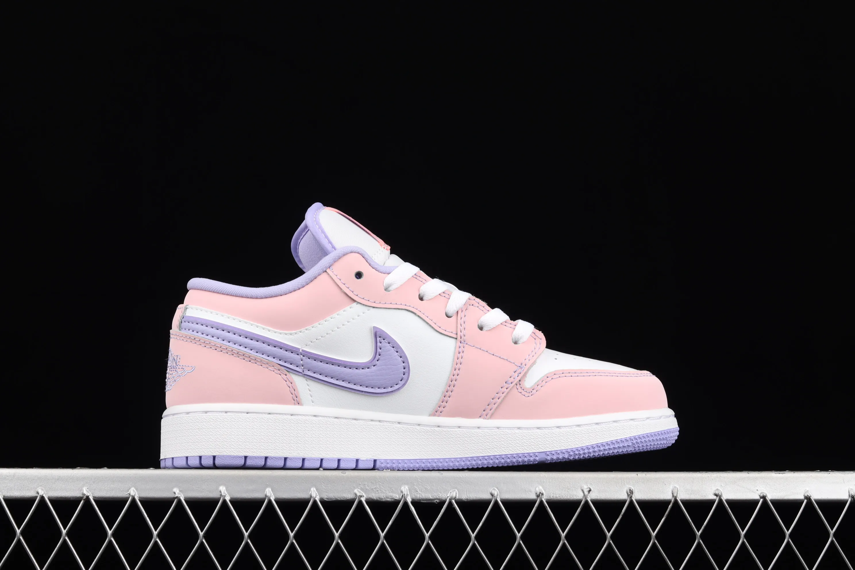 All categories Air Jordan Jordan series basketball shoes Air Jordan 1 Low G version pure original Air Jordan 1 Low AJ1 Joe 1 white purple pink low-top cultural leisure sports sneakers CV9844-600